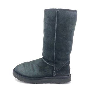 UGG  Classic Tall II Sheepskin Winter Boots 7